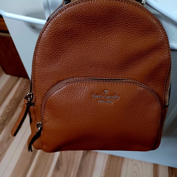 Kate Spade ♠️ NWOT travel pack handbag 👜 beautiful Brown bag pebble leather ♥️ - Picture 2 of 8